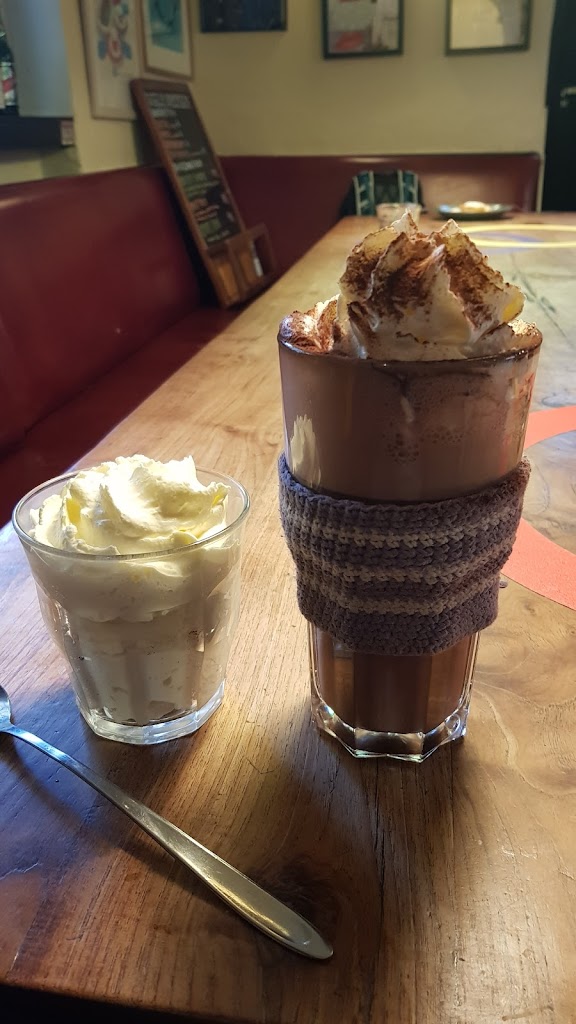 ingolfs-kaffebar-9.jpeg