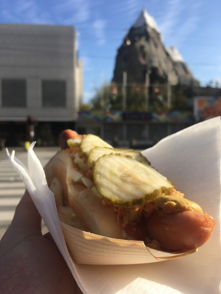 johns-hotdog-deli-12.jpeg