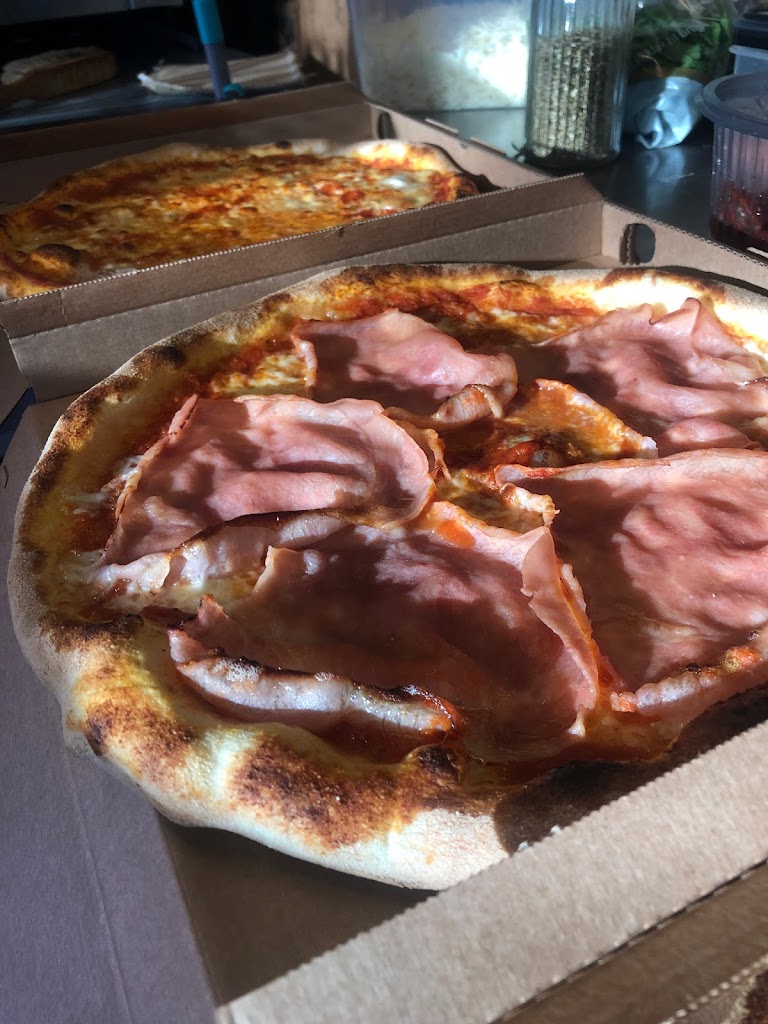 laguna-pizza-12.jpeg