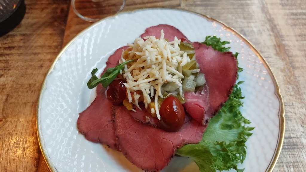 mojoe-kitchen-bar-10.jpeg