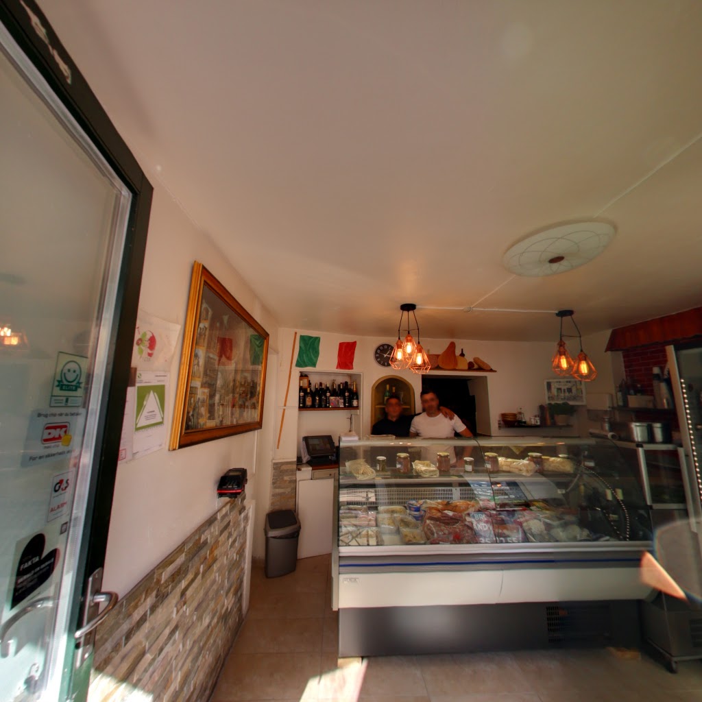 ninos-pizzeria-18.jpeg