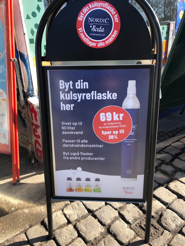 obro-kiosk-3.jpeg