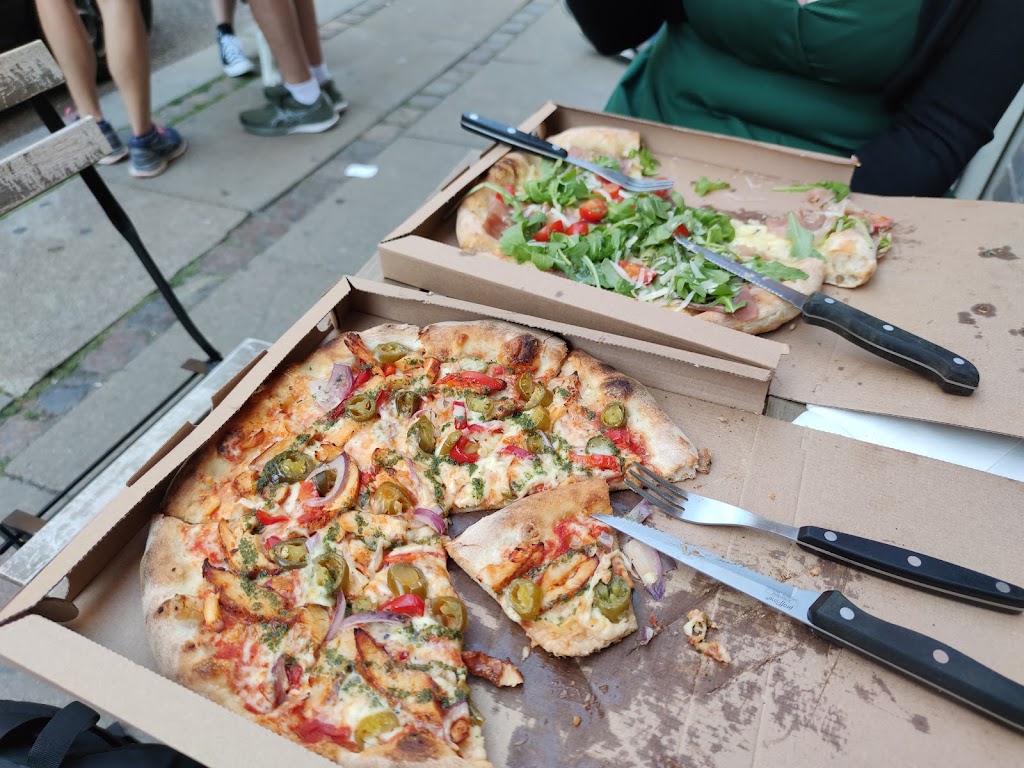 pizza-party-12.jpeg
