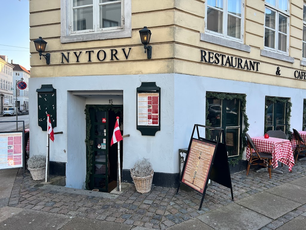 restaurant-cafe-nytorv-2.jpeg