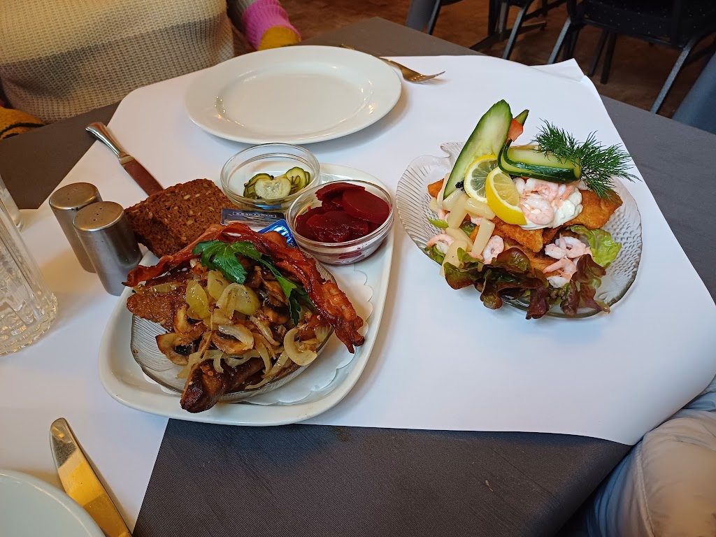 restaurant-menuen-1.jpeg