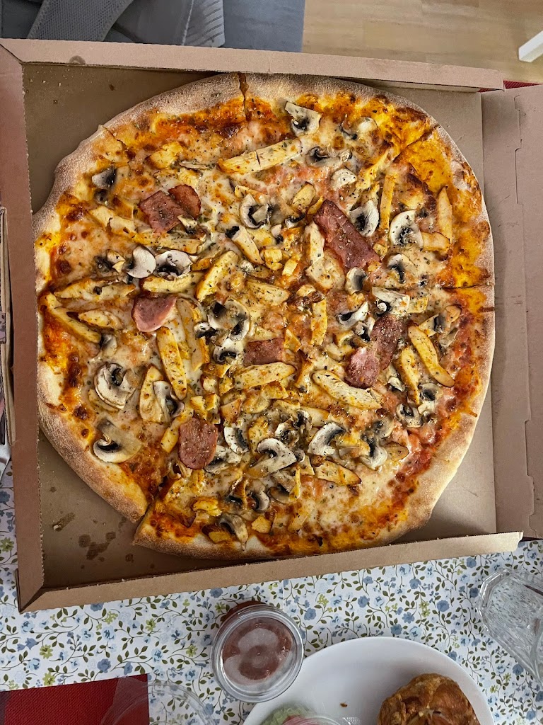roman-pizza-orestad-1.jpeg