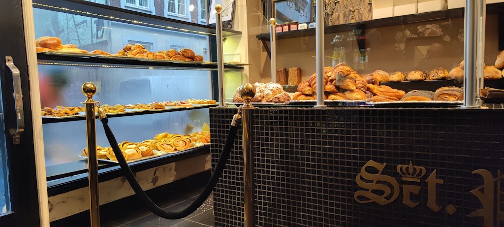 sankt-peters-cafe-1.jpeg