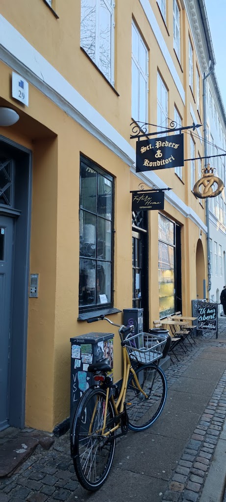 sankt-peters-cafe-2.jpeg