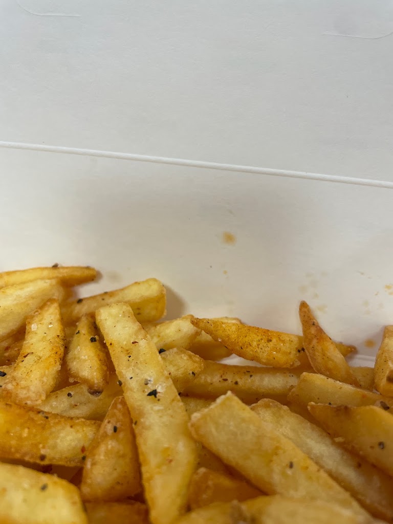 smokeys-burger-bar-13.jpeg