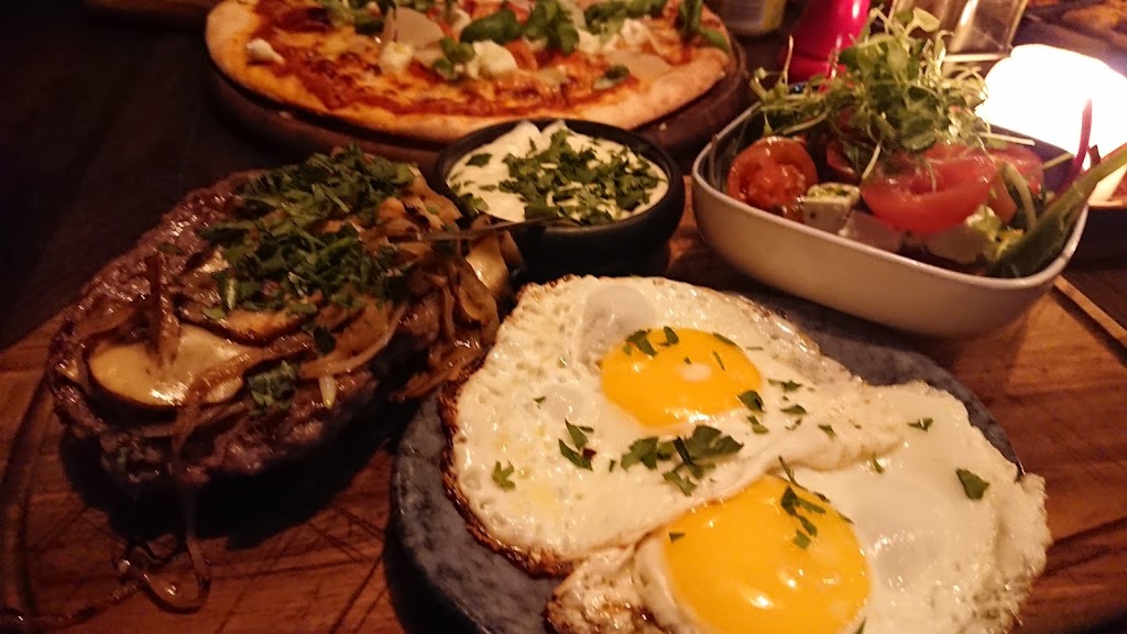 stefanos-pizza-10.jpeg