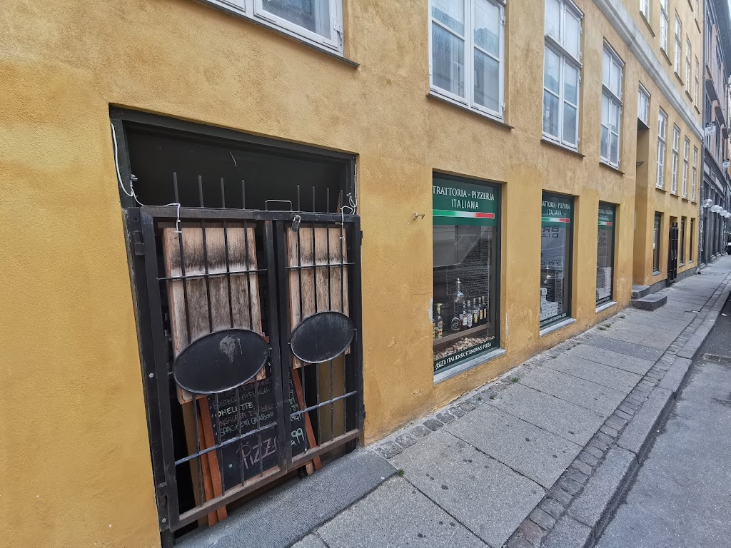 the-italian-corner-18.jpeg