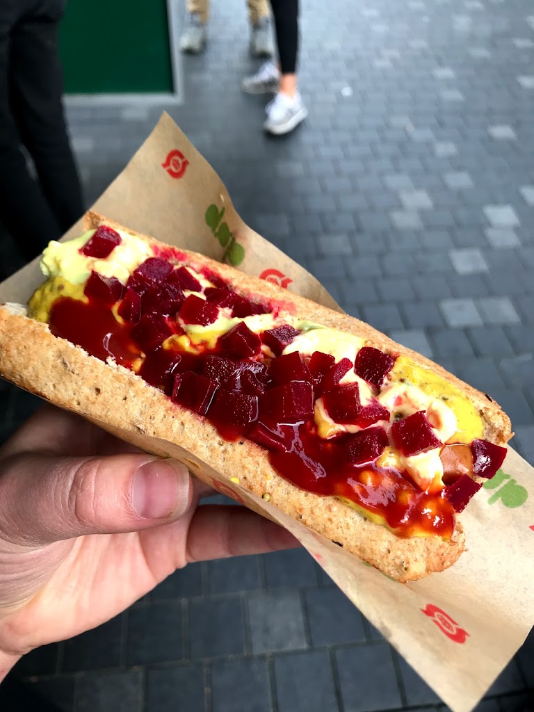 the-organic-hotdog-stand-8.jpeg