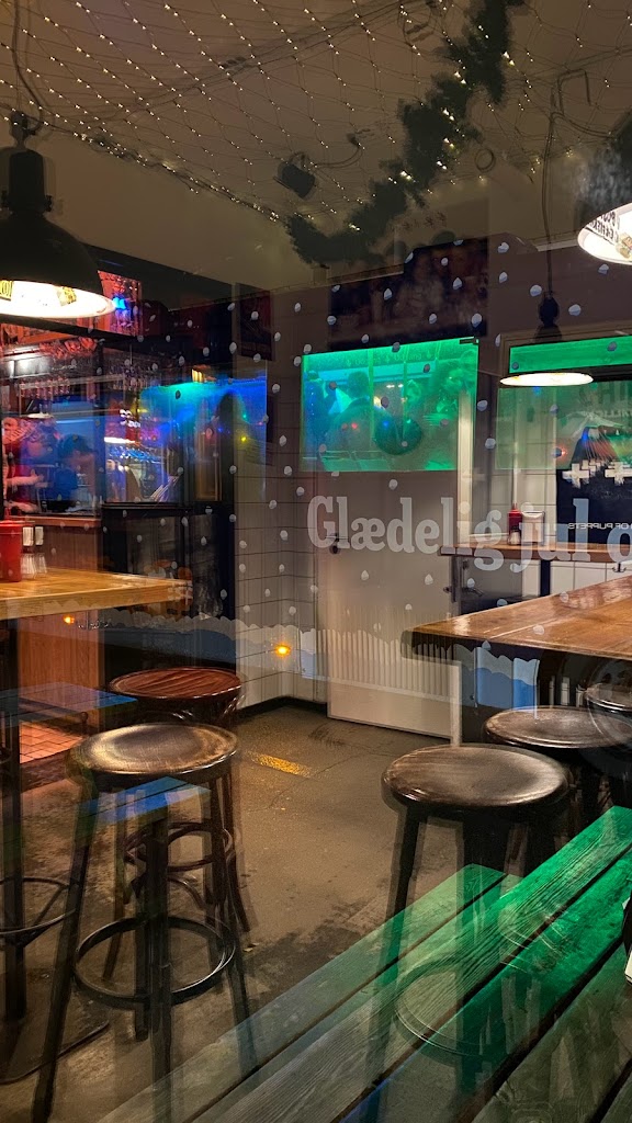 tommis-burger-joint-16.jpeg