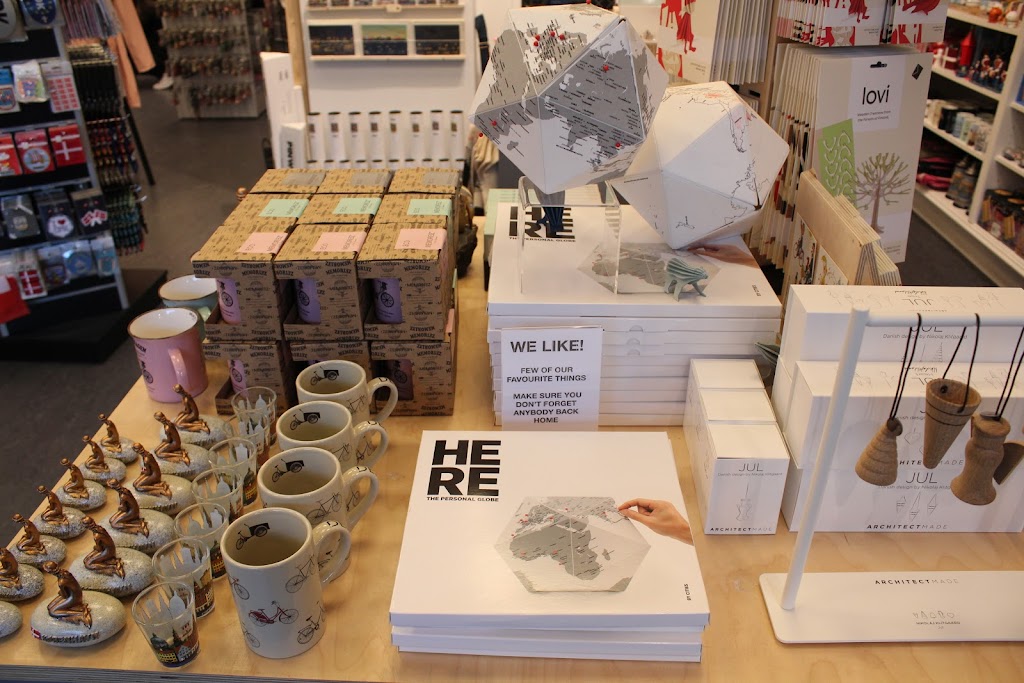 welcome-giftshop-souvenirs-4.jpeg