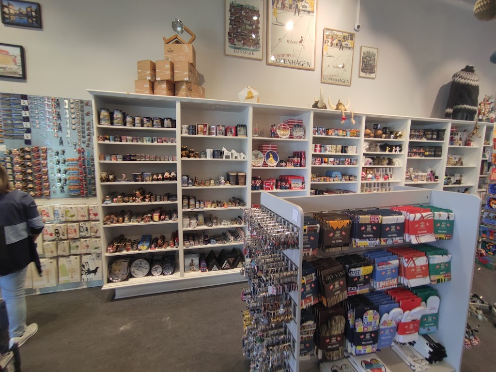 welcome-giftshop-souvenirs-6.jpeg
