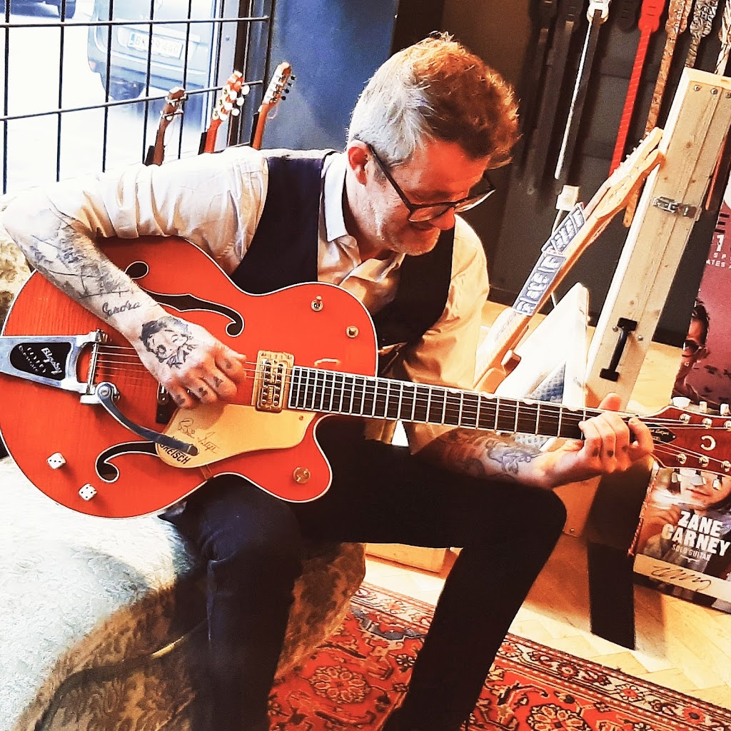 woodstock-guitars-18.jpeg