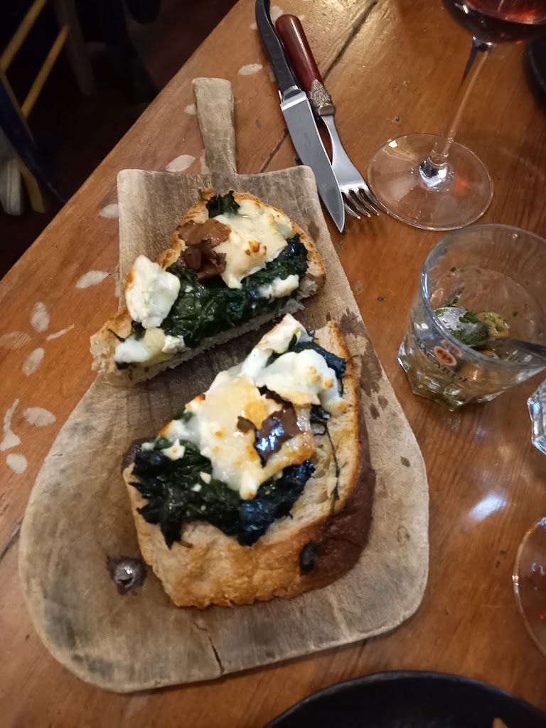 cafe-divino-7.jpeg