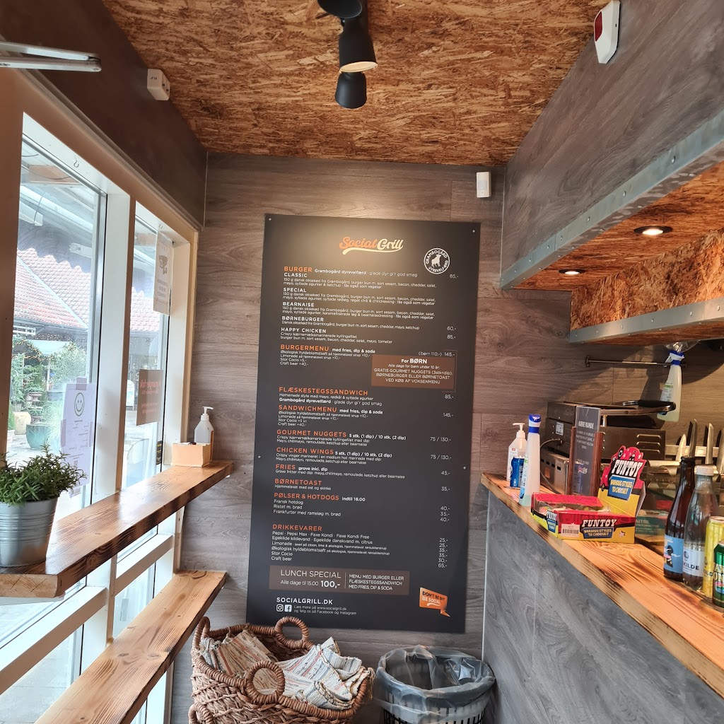 social-grill-2.jpeg