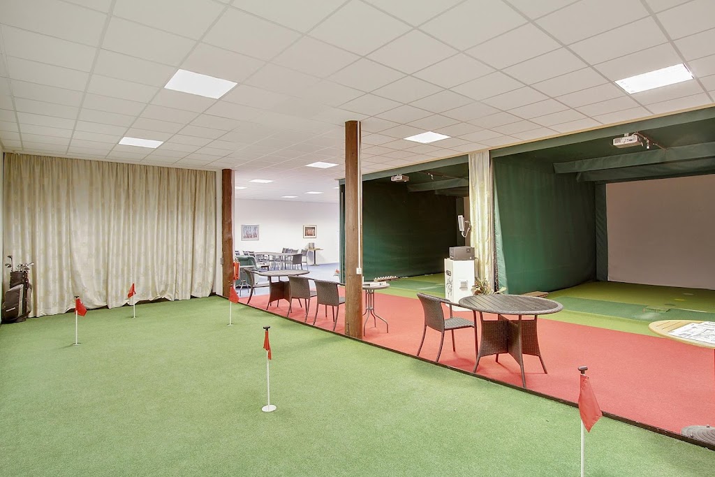 faarevejlegaard-indoor-golf-0.jpeg