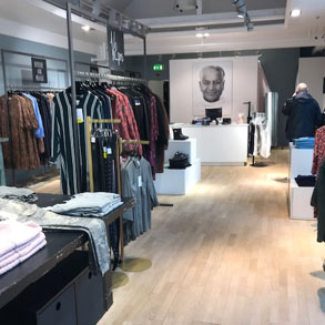 burton-exclusively-for-women-1.jpeg