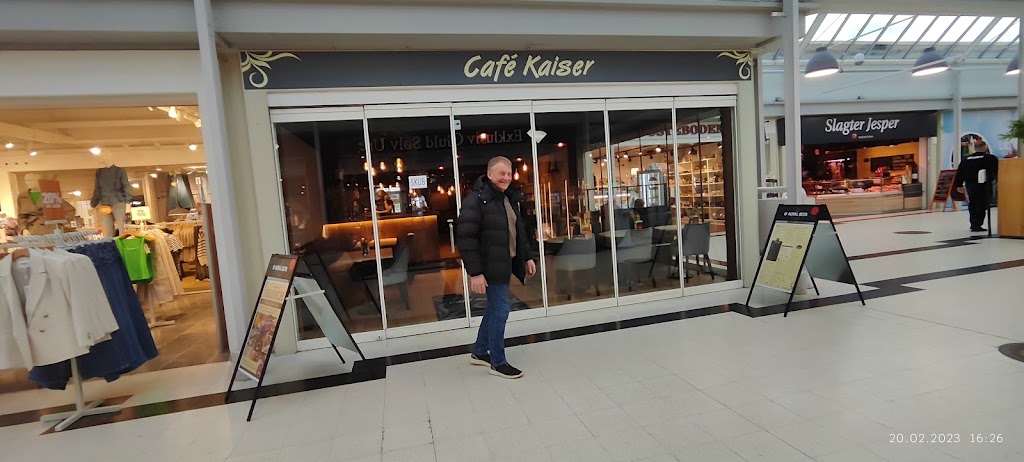 cafe-kaiser-farum-13.jpeg