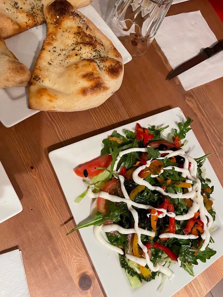 emiliana-italiana-pizza-3.jpeg