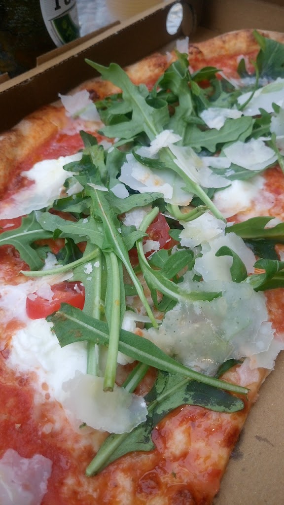 la-tradizionale-pizzeria-11.jpeg