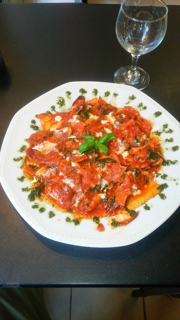 la-tradizionale-pizzeria-14.jpeg