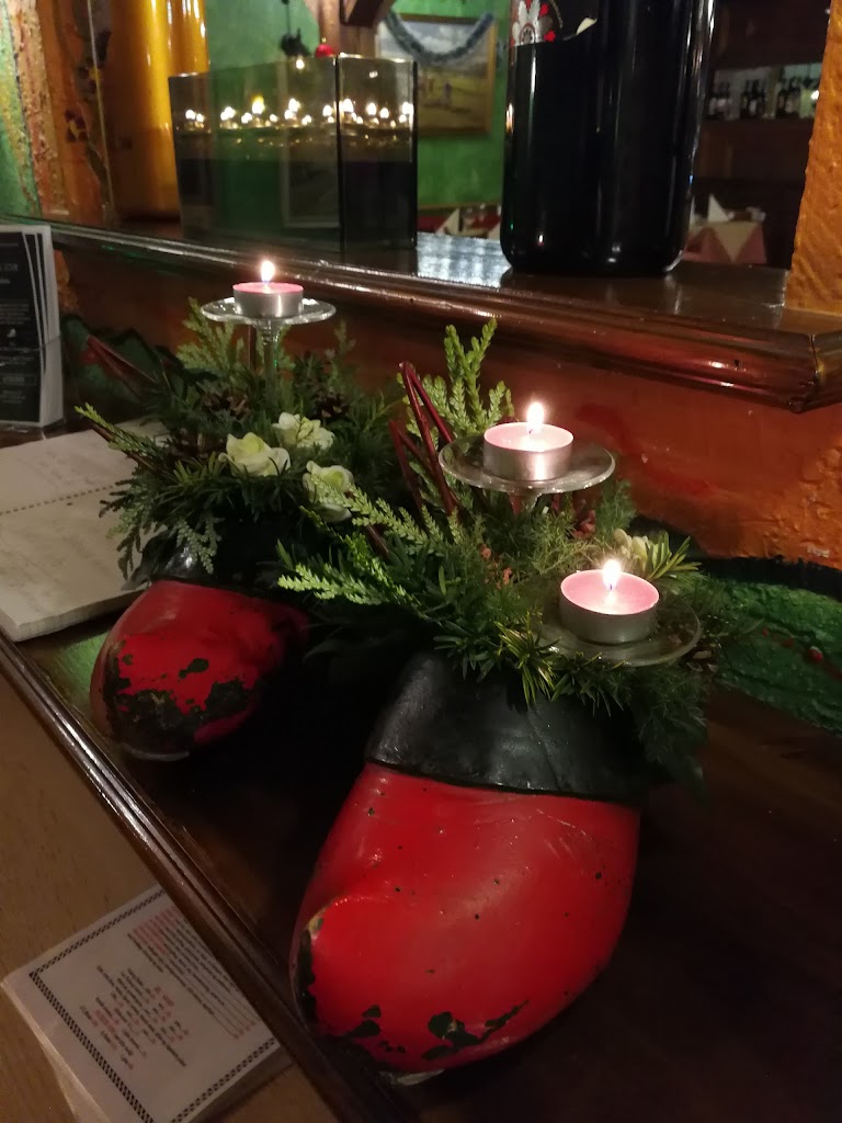 bollinis-familie-restaurant-13.jpeg