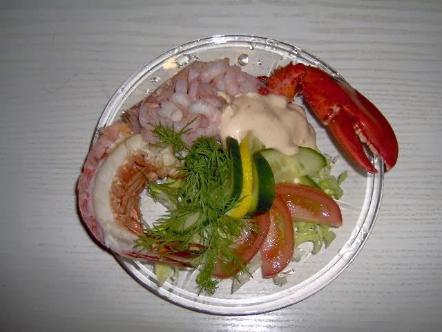 the-small-grill-kitchen-1.jpeg