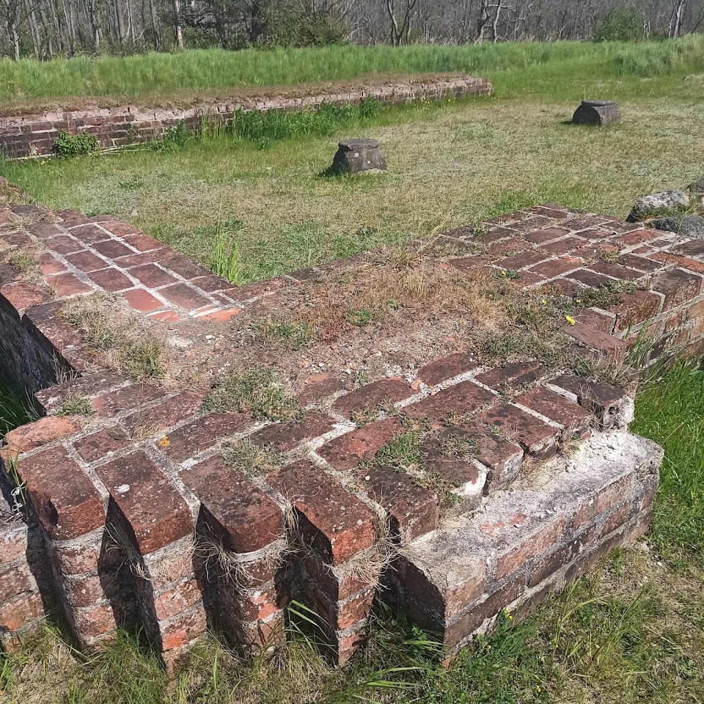 dronningholm-castle-ruin-14.jpeg