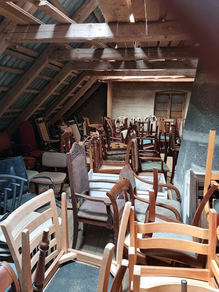 oles-recycled-and-antique-market-6.jpeg