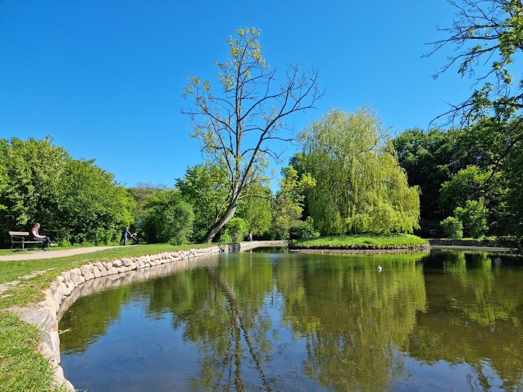 bernstorff-park-1.jpeg