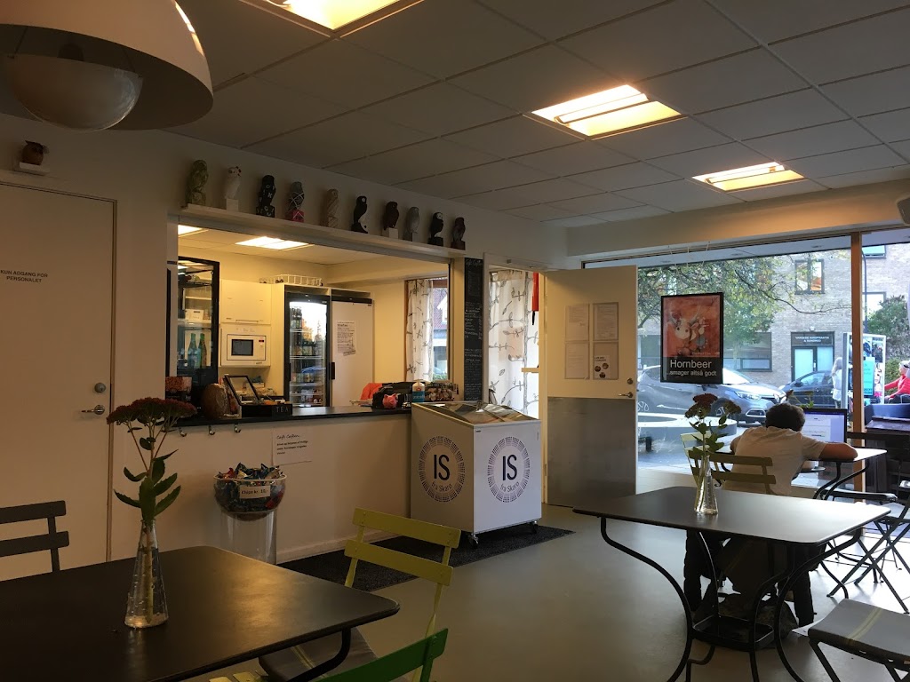 cafe-cafeen-1.jpeg