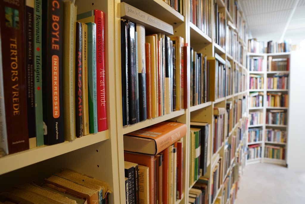 danish-antiquarian-bookshop-2.jpeg