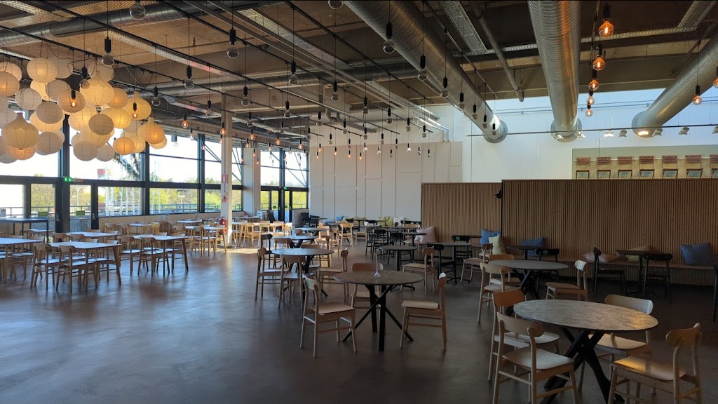 ikea-restaurant-2.jpeg