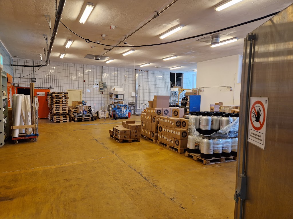 dry-bitter-brewing-company-2.jpeg