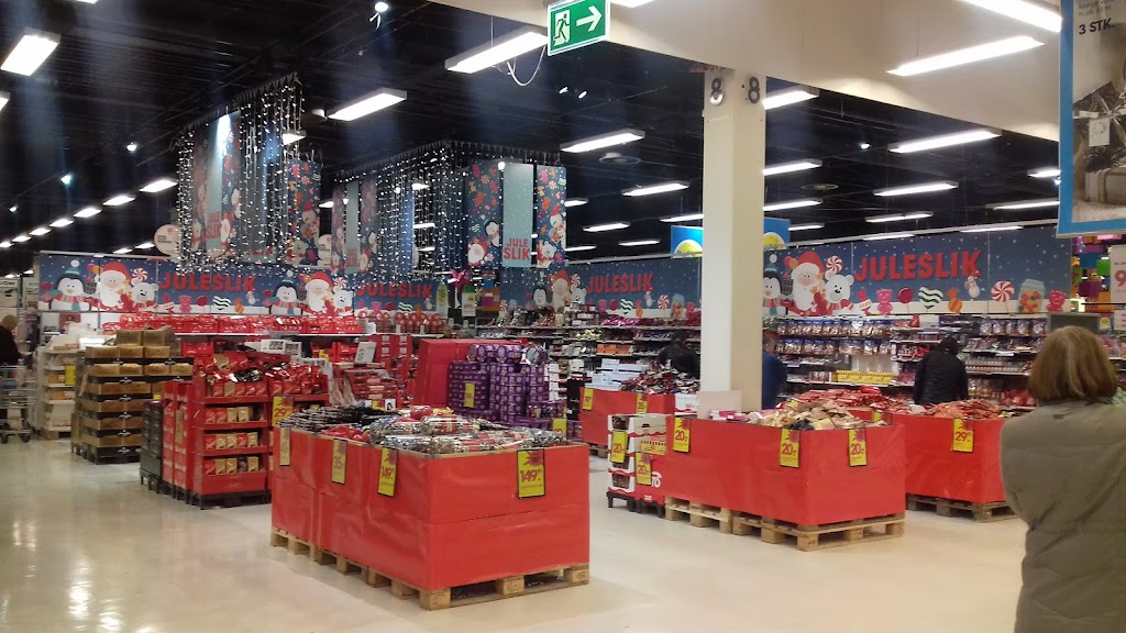 waves-shoppingcenter-12.jpeg