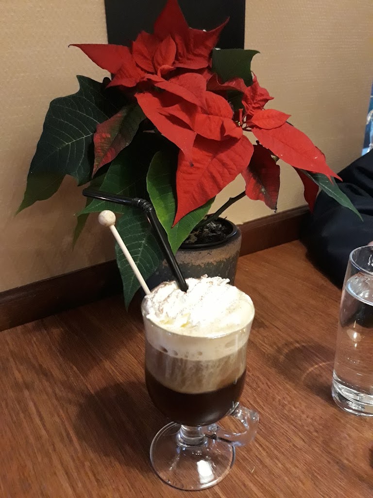 cafe-dix-6.jpeg