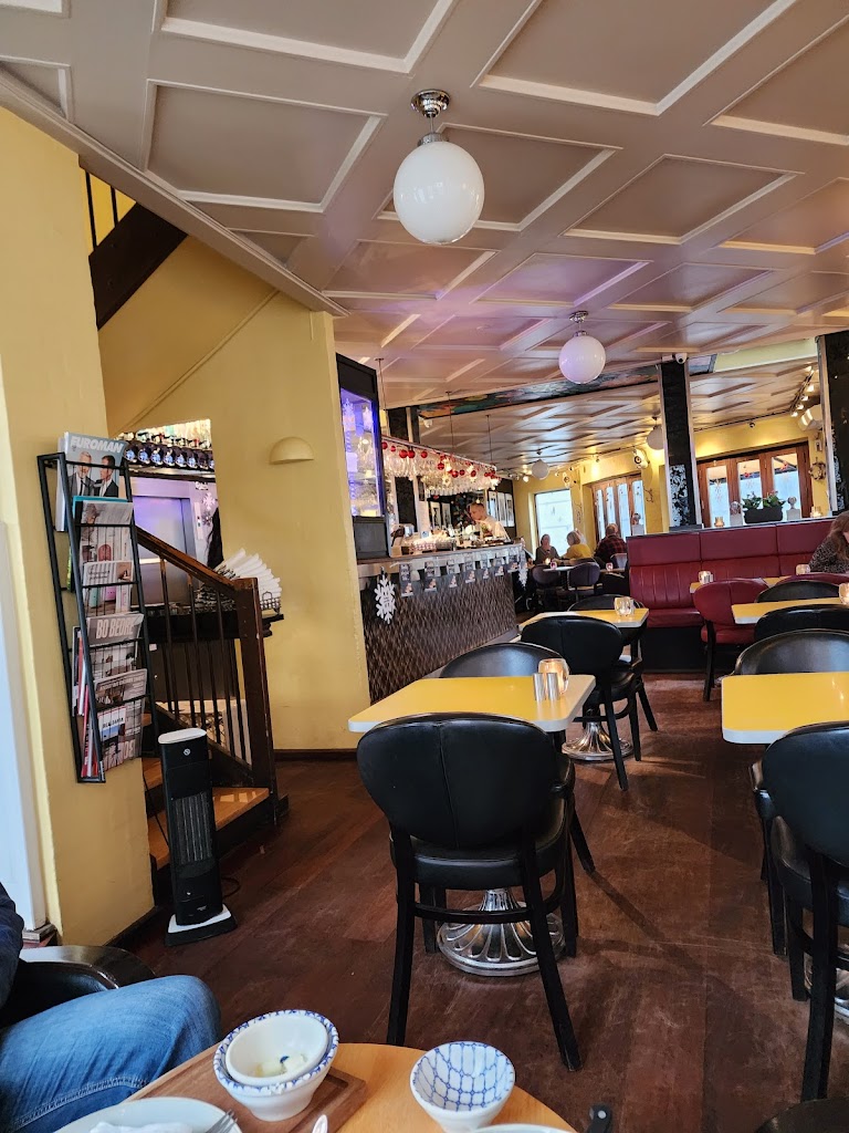 cafe-valentin-2.jpeg