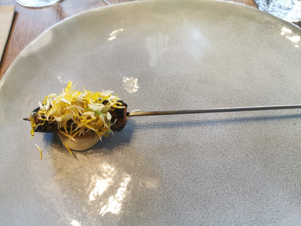 restaurant-mos-4.jpeg