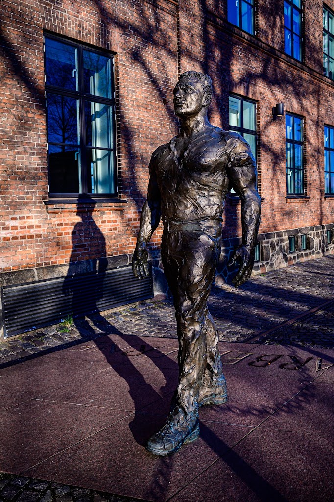 shipyard-workers-10.jpeg