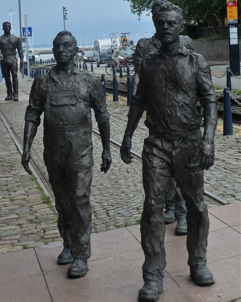 shipyard-workers-5.jpeg
