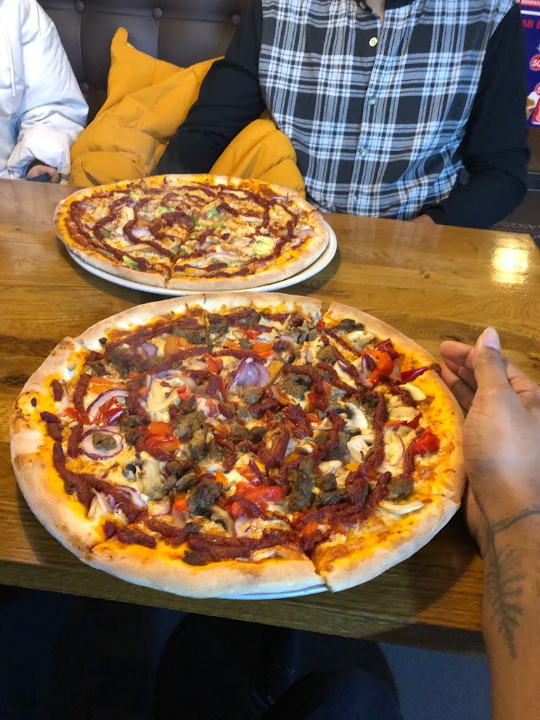 farfars-grill-pizza-house-0.jpeg