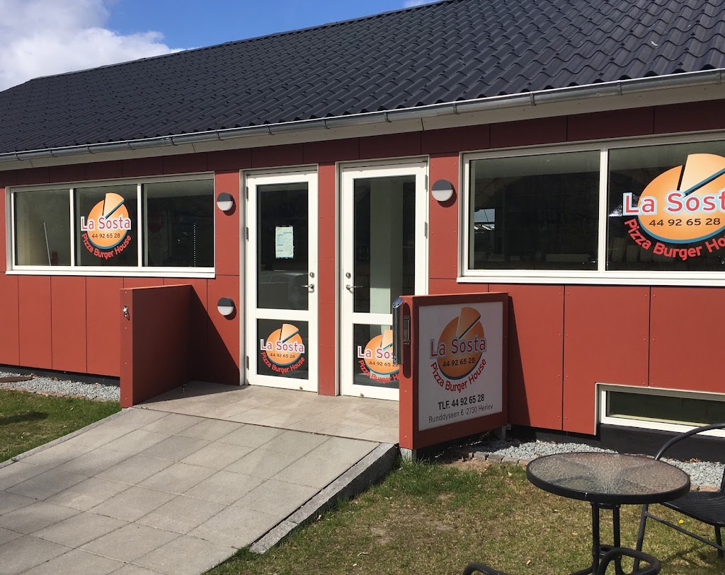 la-sosta-pizza-burger-house-14.jpeg