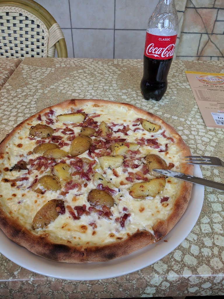 la-sosta-pizza-burger-house-4.jpeg