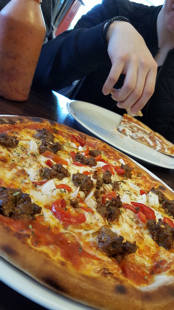 lindehoj-pizza-grill-2.jpeg