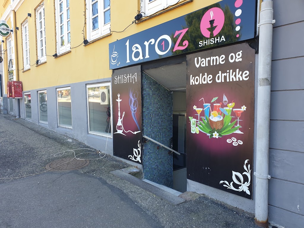 laroze-cafe-1.jpeg