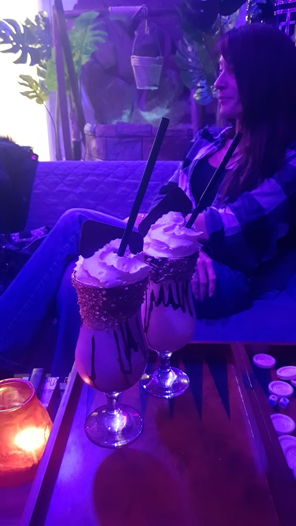 laroze-cafe-5.jpeg
