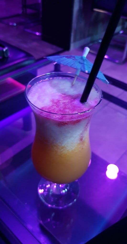 laroze-cafe-7.jpeg